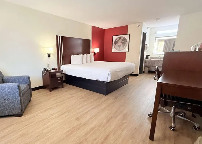 King Room Mobility or hearing accessible